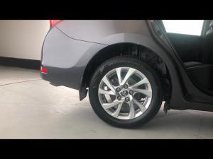 Toyota Corolla Quest 1.8 Prestige - Image 20