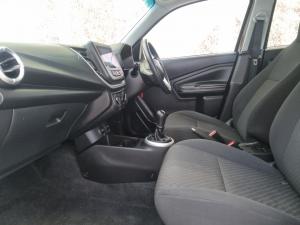 Toyota Vitz 1.0 XR manual - Image 7