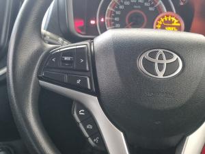 Toyota Vitz 1.0 XR manual - Image 9