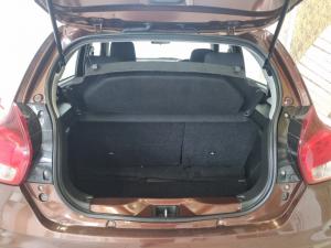 Toyota Vitz 1.0 XR manual - Image 15