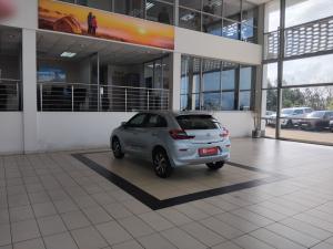 Toyota Starlet 1.5 XS auto - Image 10