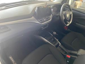 Toyota Starlet 1.5 XR - Image 7