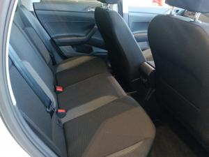 Volkswagen Polo 1.0 TSI Life - Image 13