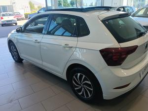 Volkswagen Polo 1.0 TSI Life - Image 18