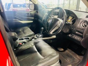 Nissan Navara 2.3D double cab 4x4 LE auto - Image 7