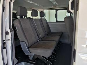 Volkswagen Transporter 2.0TDI Kombi SWB Trendline auto - Image 20