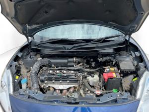 Suzuki Swift 1.2 GL auto - Image 9