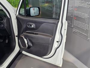 Jeep Renegade 1.4T Limited - Image 16