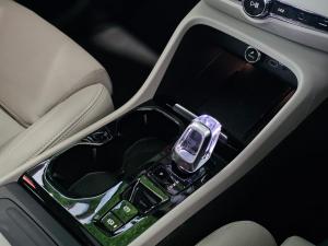 Volvo XC40 B5 AWD Ultimate Dark - Image 20