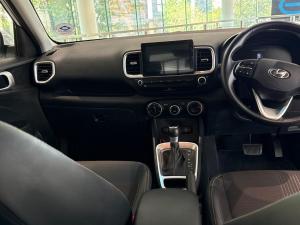 Hyundai Venue 1.0T Fluid auto - Image 11