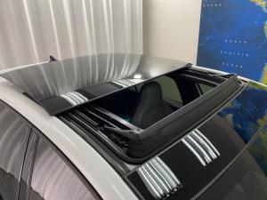 Volkswagen Golf GTI - Image 18