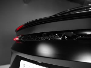 Lamborghini Urus Urus - Image 17