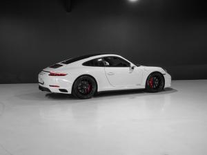 Porsche 911 Carrera GTS coupe - Image 2