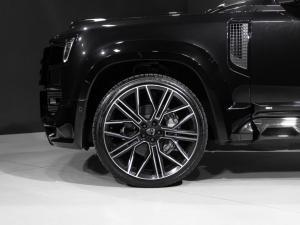 Land Rover Defender 110 D300 X-Dynamic SE - Image 3