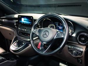 Mercedes-Benz V-Class V300d Exclusive - Image 12