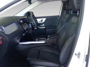 Mercedes-Benz GLA GLA200d Progressive - Image 14