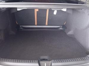 Mercedes-Benz E-Class E220d Avantgarde - Image 10