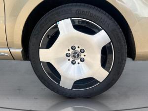 Mercedes-Benz V-Class V300d Exclusive - Image 16