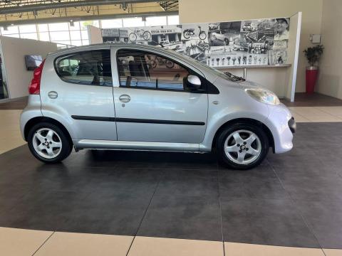 Image Peugeot 107 1.0 Trendy