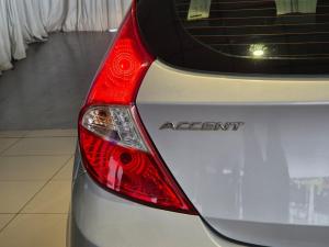 Hyundai Accent hatch 1.6 Fluid - Image 9