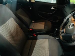 Volkswagen Polo sedan 1.4 Trendline - Image 7