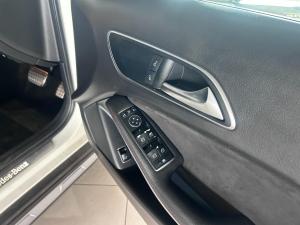 Mercedes-Benz GLA GLA200 auto - Image 12