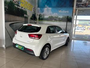 Kia Rio hatch 1.2 LS - Image 4