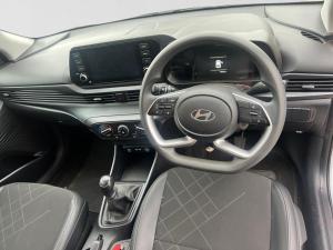 Hyundai i20 1.2 Premium - Image 14