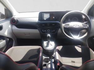 Hyundai Grand i10 1.2 Executive sedan auto - Image 14