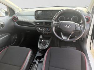 Hyundai Grand i10 1.0 Premium hatch - Image 13