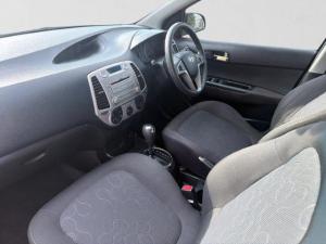 Hyundai i20 1.4 Fluid auto - Image 16