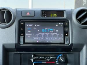 Toyota Land Cruiser 79 4.0 V6 double cab - Image 19