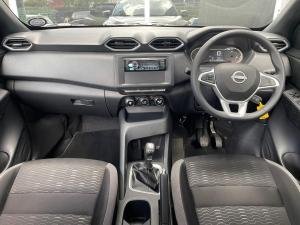 Nissan Magnite 1.0 Visia auto - Image 15