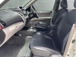 Mitsubishi Pajero Sport 2.5DI-D auto - Image 12