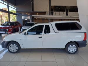 Nissan NP200 1.6i - Image 9