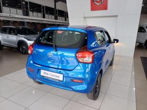 Toyota Vitz 1.0 XR manual - Image 6