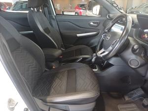 Nissan Magnite 1.0 Turbo Acenta Plus auto - Image 11