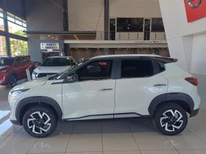 Nissan Magnite 1.0 Turbo Acenta Plus auto - Image 9