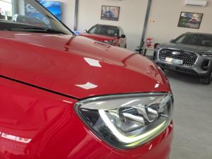 Suzuki Vitara Brezza 1.5 GLX - Image 9