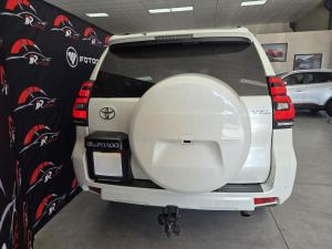 Toyota Land Cruiser Prado 2.8GD VX-L - Image 5