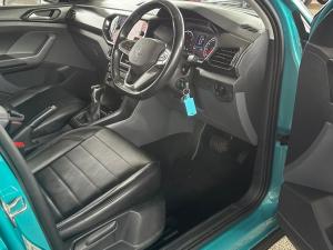 Volkswagen T-Cross 1.0TSI 85kW Comfortline - Image 17