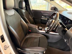 Mercedes-Benz GLA GLA200 Progressive - Image 11