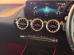 Mercedes-Benz GLA GLA200 Progressive - Image 17