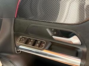 Mercedes-Benz GLA GLA200 Progressive - Image 19