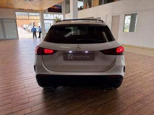Mercedes-Benz GLA GLA200 Progressive - Image 5