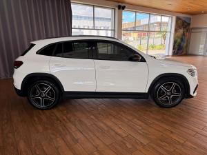 Mercedes-Benz GLA GLA200 Progressive - Image 7