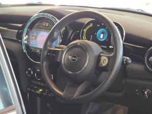 MINI Hatch Cooper SE Hatch 3-door - Image 11