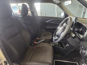 Suzuki Swift 1.2 GLX auto - Image 7