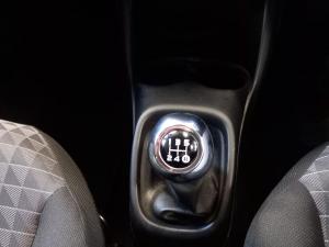 Peugeot 108 1.0 Active - Image 10