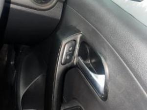 Volkswagen Polo Vivo hatch 1.4 Comfortline - Image 17